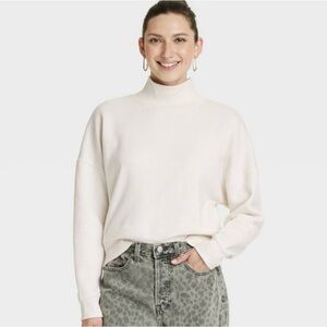 Universal Thread pullover sweatshirt